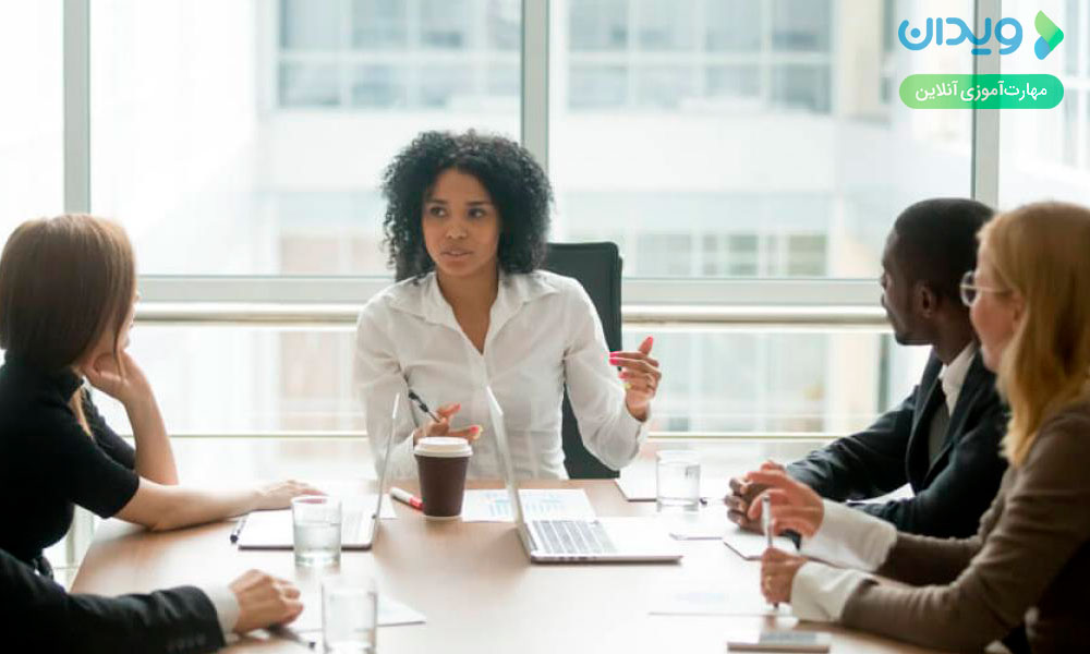 کارمندان شرکت‌هایی با رهبری زنان، اعتقاد بیشتری به استراتژی دارند