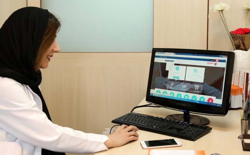 مشاوره پزشکی آنلاین با دفترچه بیمه در دکتر ساینا فراهم شد